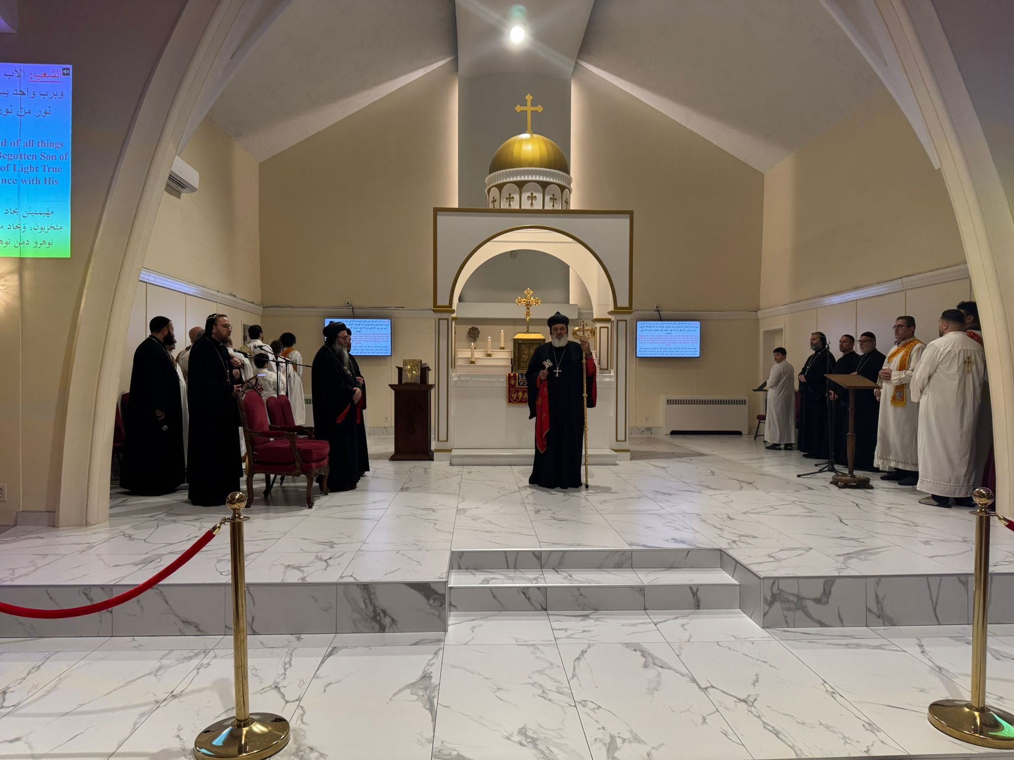 قداسة البطريرك مار إغناطيوس أفرام الثاني يترأّس صلاة المساء في كاتدرائيّة السيّدة العذراء ومار يعقوب النصيبيني في مونتريال