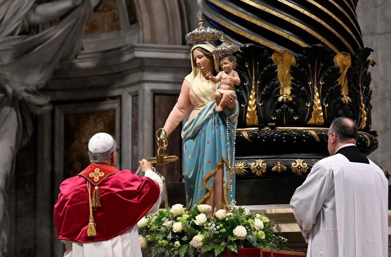 قداسة البابا لاوُن الرابع عشر: مسبحة الورديّة من أجل السلام في ساحة القديس بطرس في 11  تشرين الأوّل/ أكتوبر