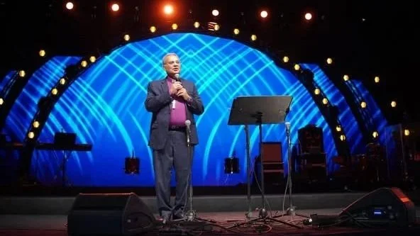 الدكتور القس أندريه زكي يشارك في حفل ترانيم "الحياة الأفضل" بالتعاون مع مجمع القاهرة الإنجيلي