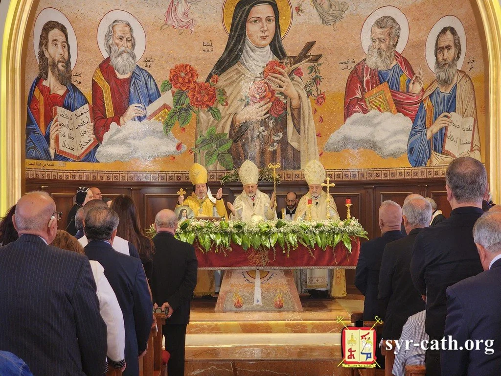 غبطة البطريرك مار اغناطيوس يوسف الثالث يونان يحتفل بقداس عيد القديسة تريزيا الطفل يسوع ويقدّس الأيقونات والصور ويبارك أعمال الترميم في كنيسة القديسة تريزيا وقاعتها، زحلة، البقاع – لبنان