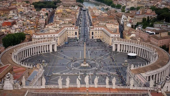 الأحد... العين على الفاتيكان