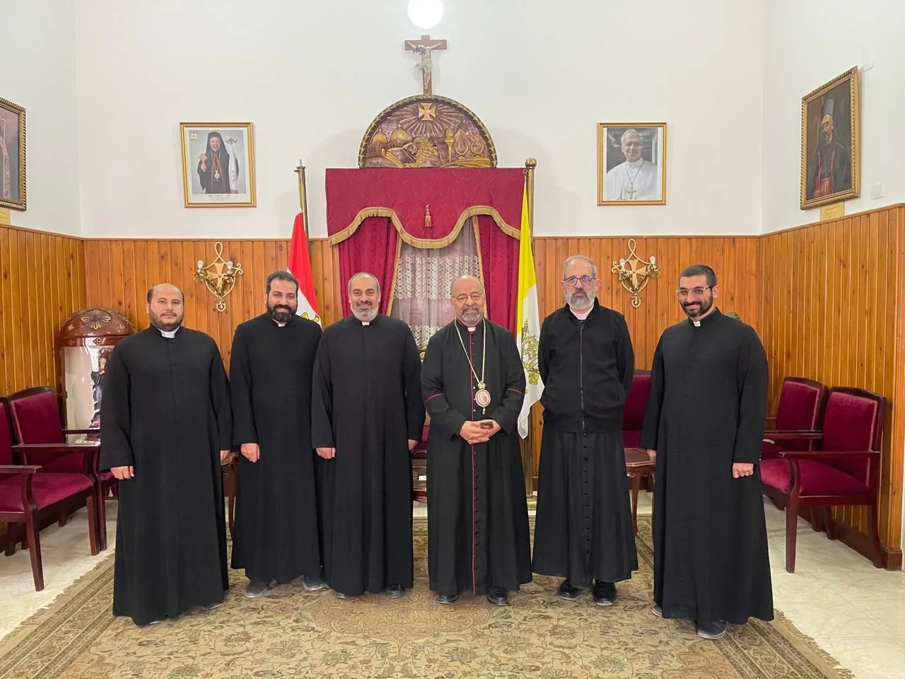 غبطة البطريرك الأنبا إبراهيم إسحق يستقبل آباء الكلية الإكليريكية في المعادي للتهنئة بعيد الميلاد المجيد