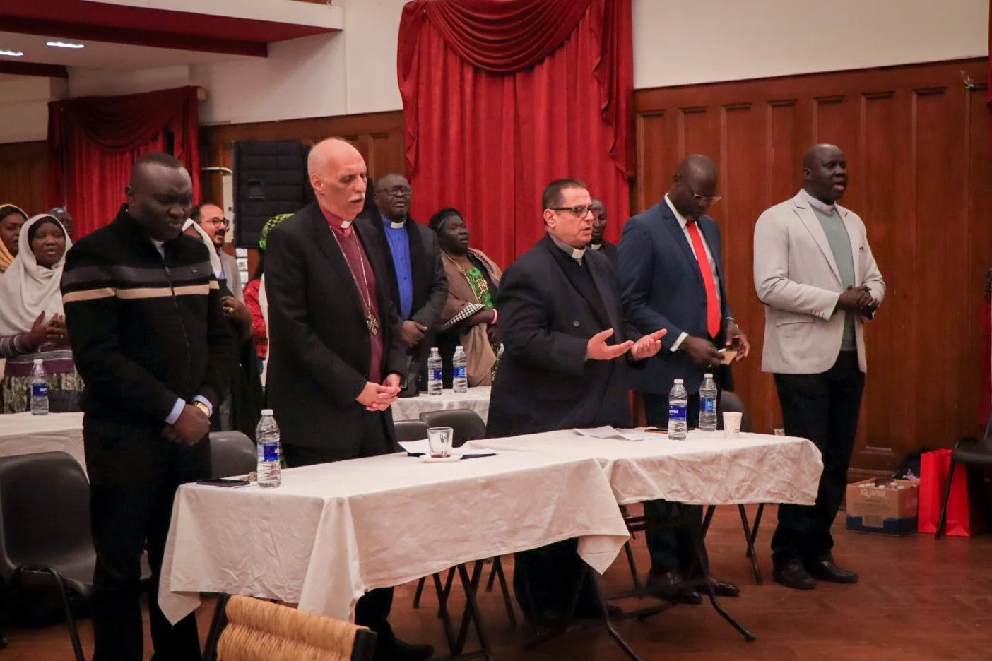 سيادة رئيس الأساقفة الدكتور سامي فوزي يشارك في اليوم الروحي للخدمة السودانية لمناسبة رأس السنة
