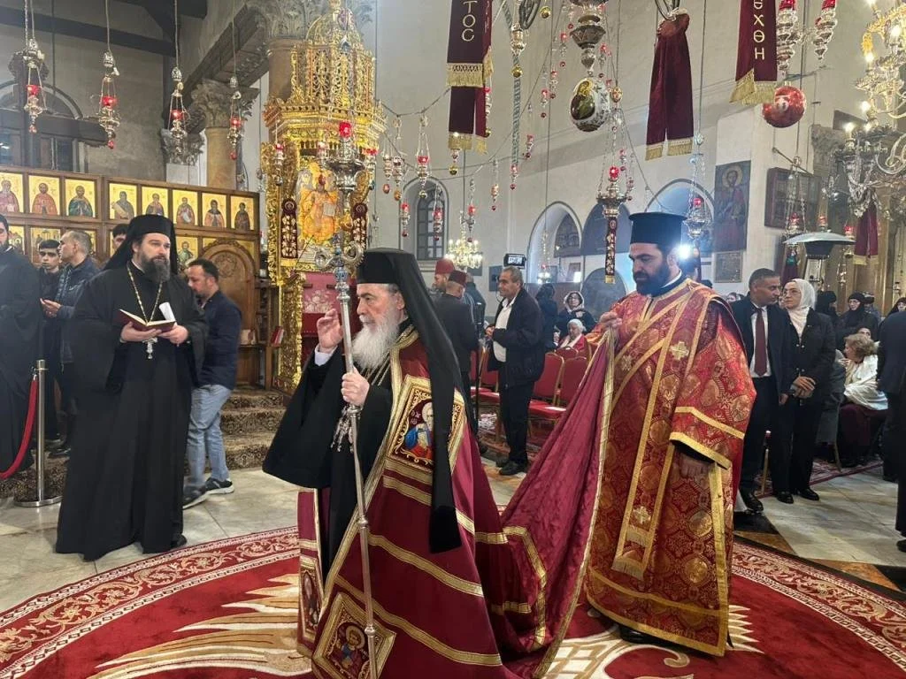 غبطة البطريرك كيريوس كيريوس ثيوفيلوس الثالث يحتفل بعيد الميلاد المجيد
