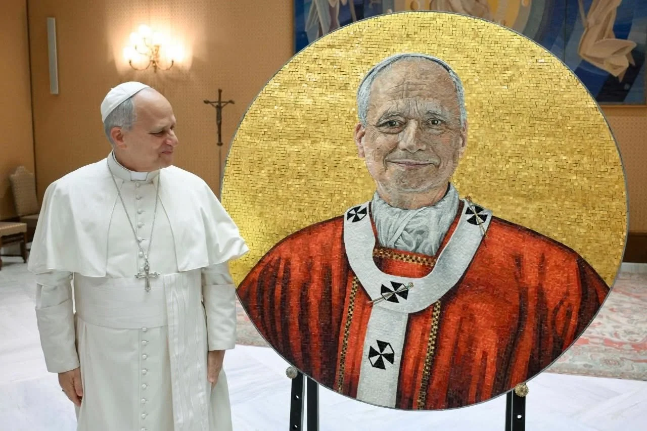 لوحة فسيفسائية مهداة لقداسة البابا لاوُن الرابع عشر