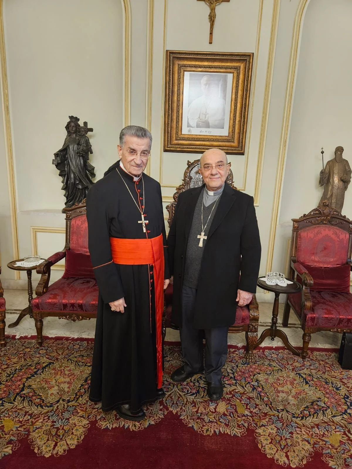 غبطة البطريرك الكاردينال مار بشارة بطرس الراعي يستقبل سيادة المطران ميشال قصارجي، مطران الكنيسة الكلدانية في لبنان