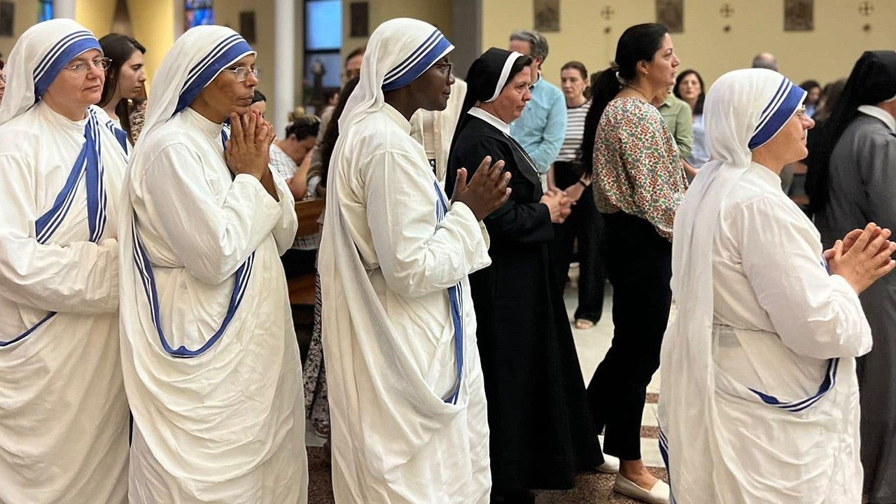 صدور رسالة قداسة البابا لاوُن الرابع عشر لمناسبة اليوم العالمي المائة للرسالات 2026