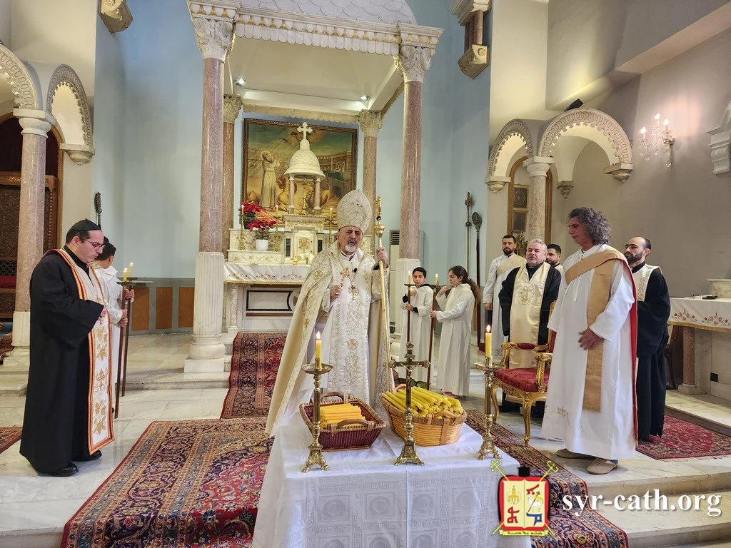 غبطة البطريرك مار اغناطيوس يوسف الثالث يونان يحتفل بقداس عيد دخول الرب يسوع المسيح إلى الهيكل وشمعون الشيخ وأحد الأحبار والكهنة الراقدين