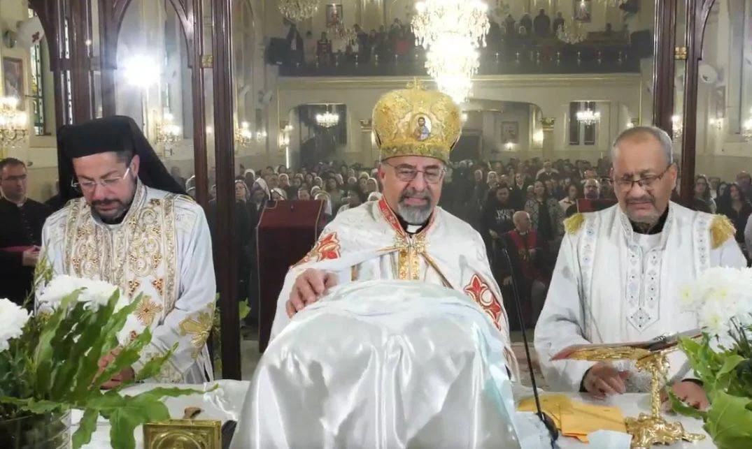 غبطة البطريرك الأنبا إبراهيم إسحق يترأّس قداس اليوبيل الذهبي لراهبتين من الراهبات المصريات