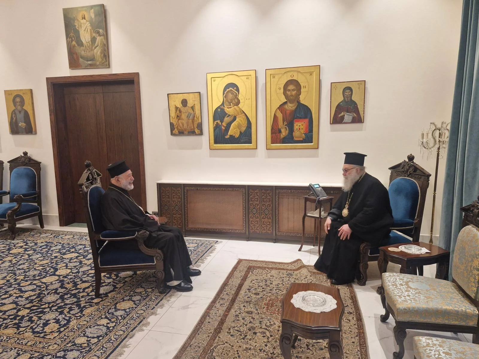 غبطة البطريرك يوحنّا العاشر يزور سيادة المطران الياس عوده