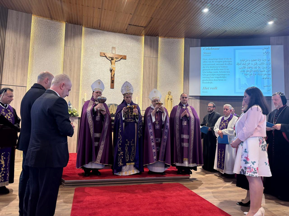 ⁨غبطة البطريرك الكاردينال مار بشارة بطرس الراعي يترأّس القداس الاحتفالي لمناسبة تدشين كنيسة مار يوحنا في إنسخده وسط حضور كنسي ورسمي مميّز