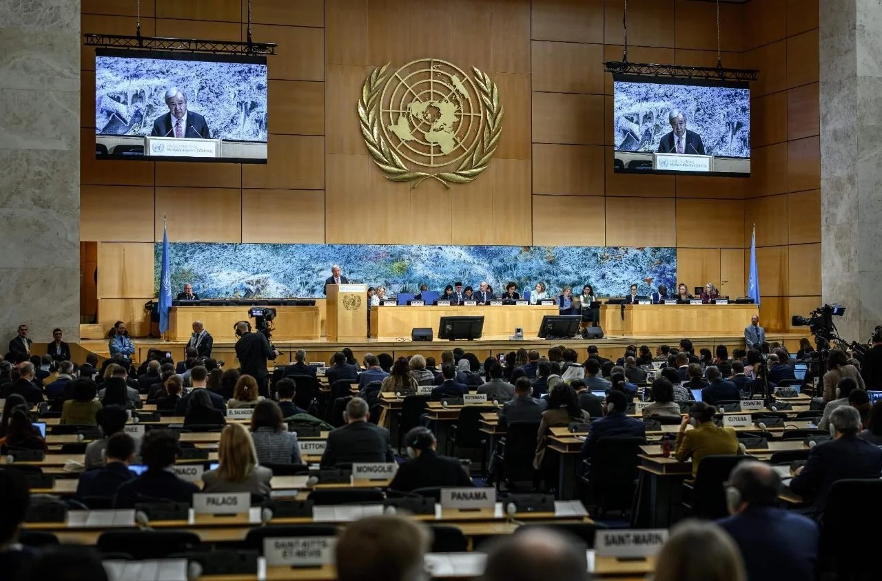 الكرسي الرسولي يشدد على ضرورة الحد من انتشار الأسلحة والدفاع عن حقوق الإنسان