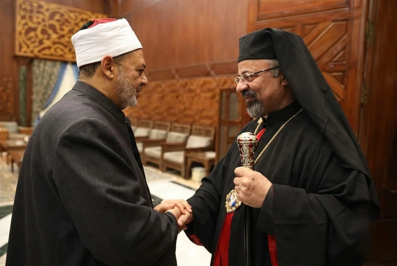 في اتصال هاتفي... غبطة البطريرك الأنبا إبراهيم إسحق يطمئن على الأحوال الصحية لفضيلة الإمام الأكبر الدكتور أحمد الطيب شيخ الأزهر