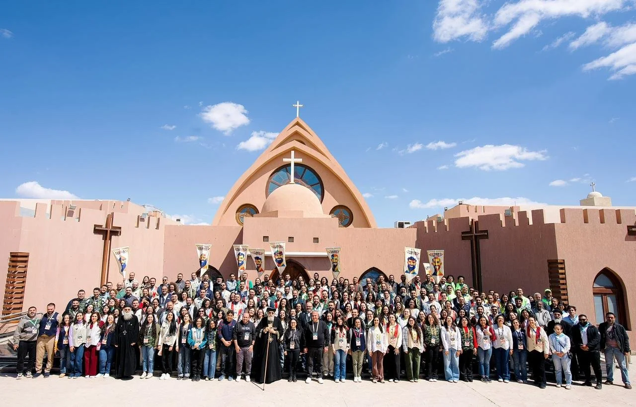 قداسة البابا تواضروس الثاني يلتقي شباب لوغوس