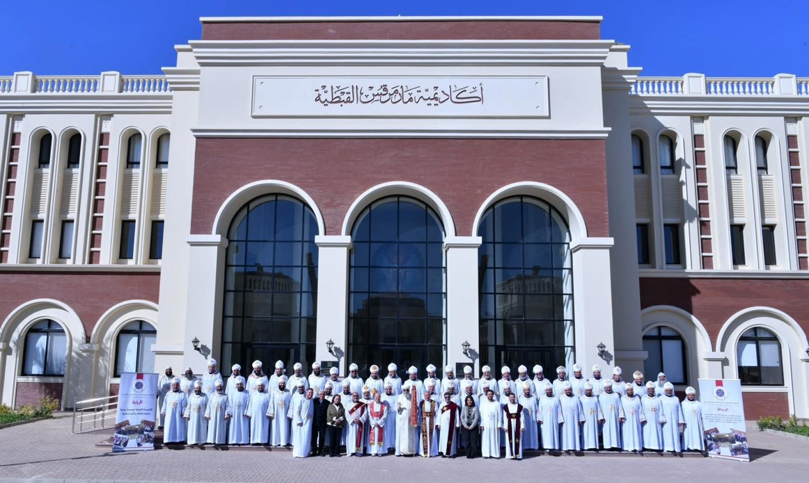 قداسة البابا تواضروس الثاني يفتتح الدورة التدريبية للكهنة الجدد