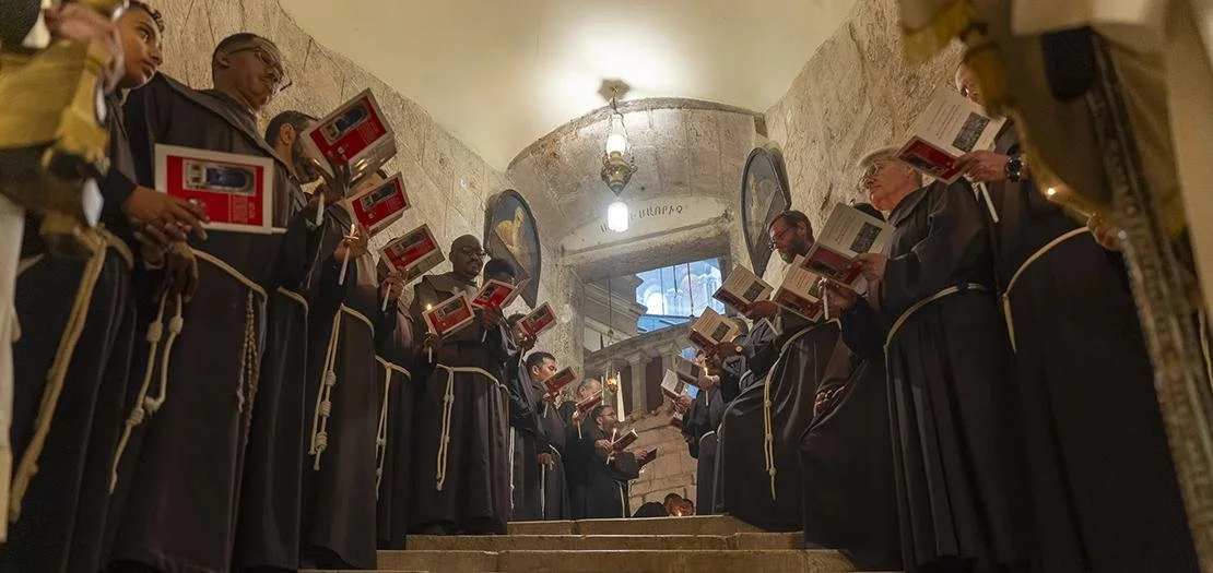 الصلوات مستمرة ليلاً ونهارًا في القدس رغم القيود المفروضة على الوصول إلى الأماكن المقدسة