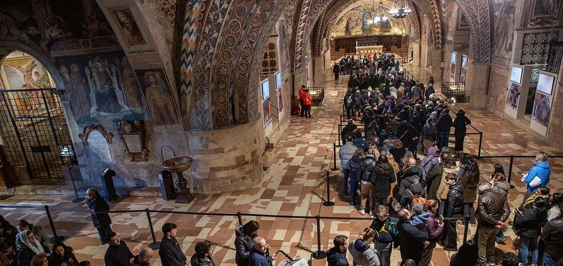 أكثر من 370 ألف حاج إلى أسيزي: وتعزية للقلوب في حضرة القديس فرنسيس