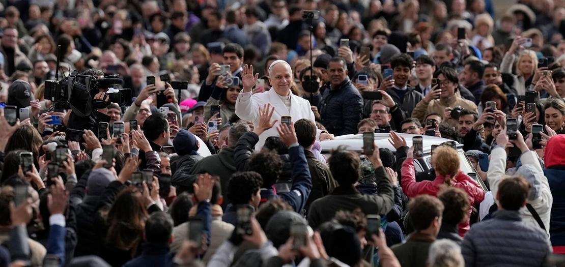 قداسة البابا لاوُن الرابع عشر: العلمانيون أساس كنيسة منفتحة تحمل الإنجيل وتعزّز العدالة والسلام