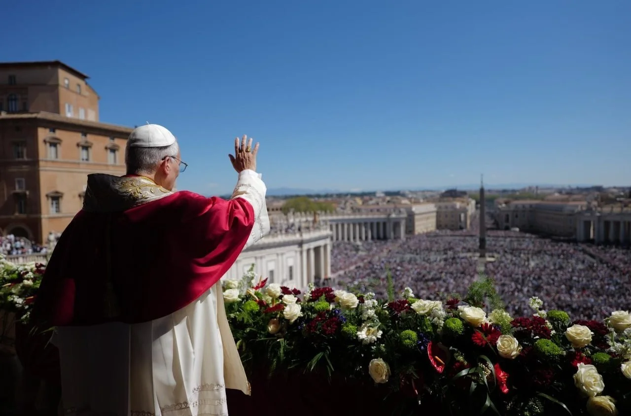 Urbi et Orbi 2026: His Holiness Pope Leo XIV Urges World Leaders to Lay Down Weapons