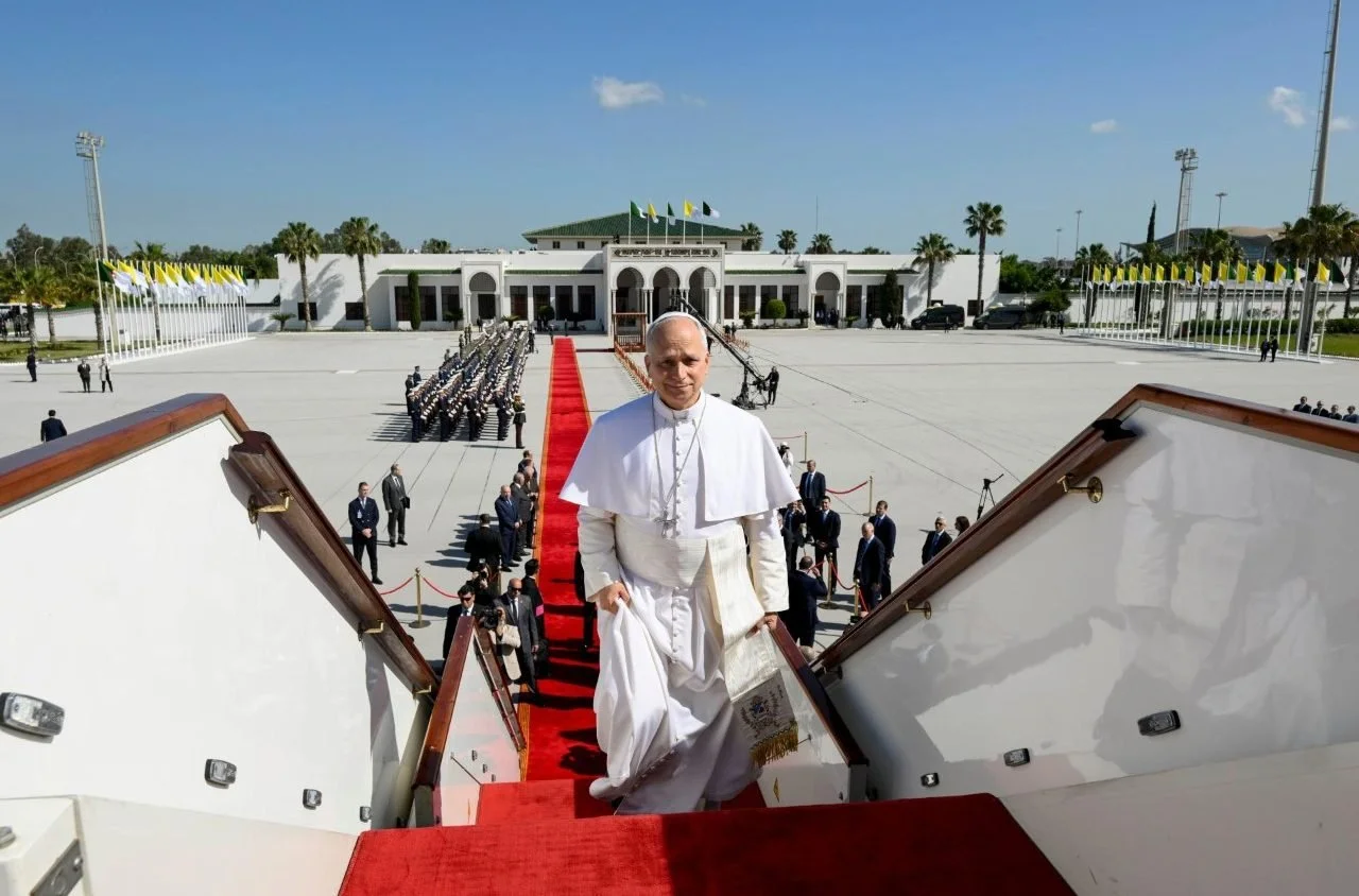His Holiness Pope Leo XIV Bids Farewell to Algeria, Takes off for Cameroon