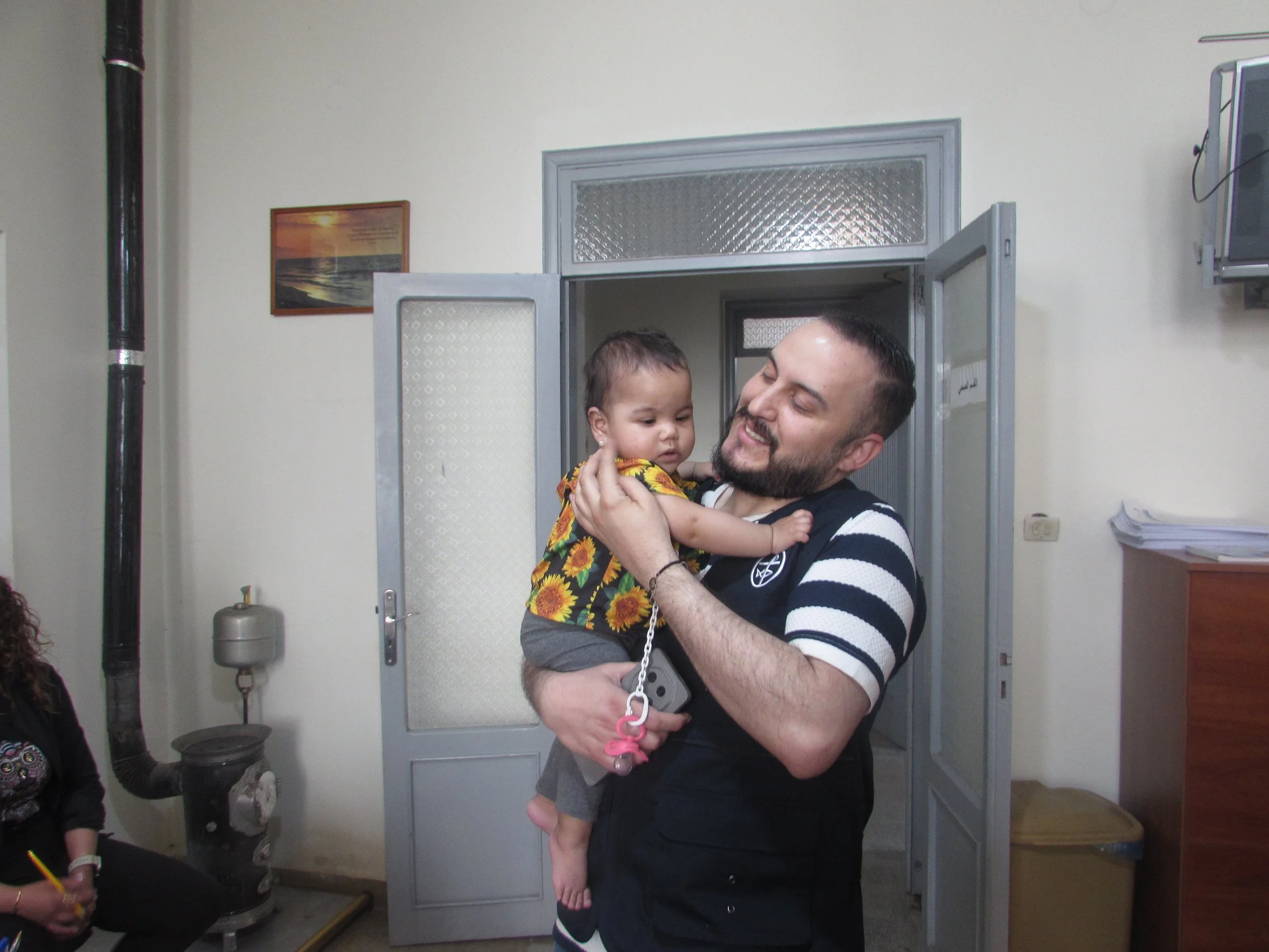 First Aid kits Distribution -Tearfund-Ajaltoun  (9).JPG