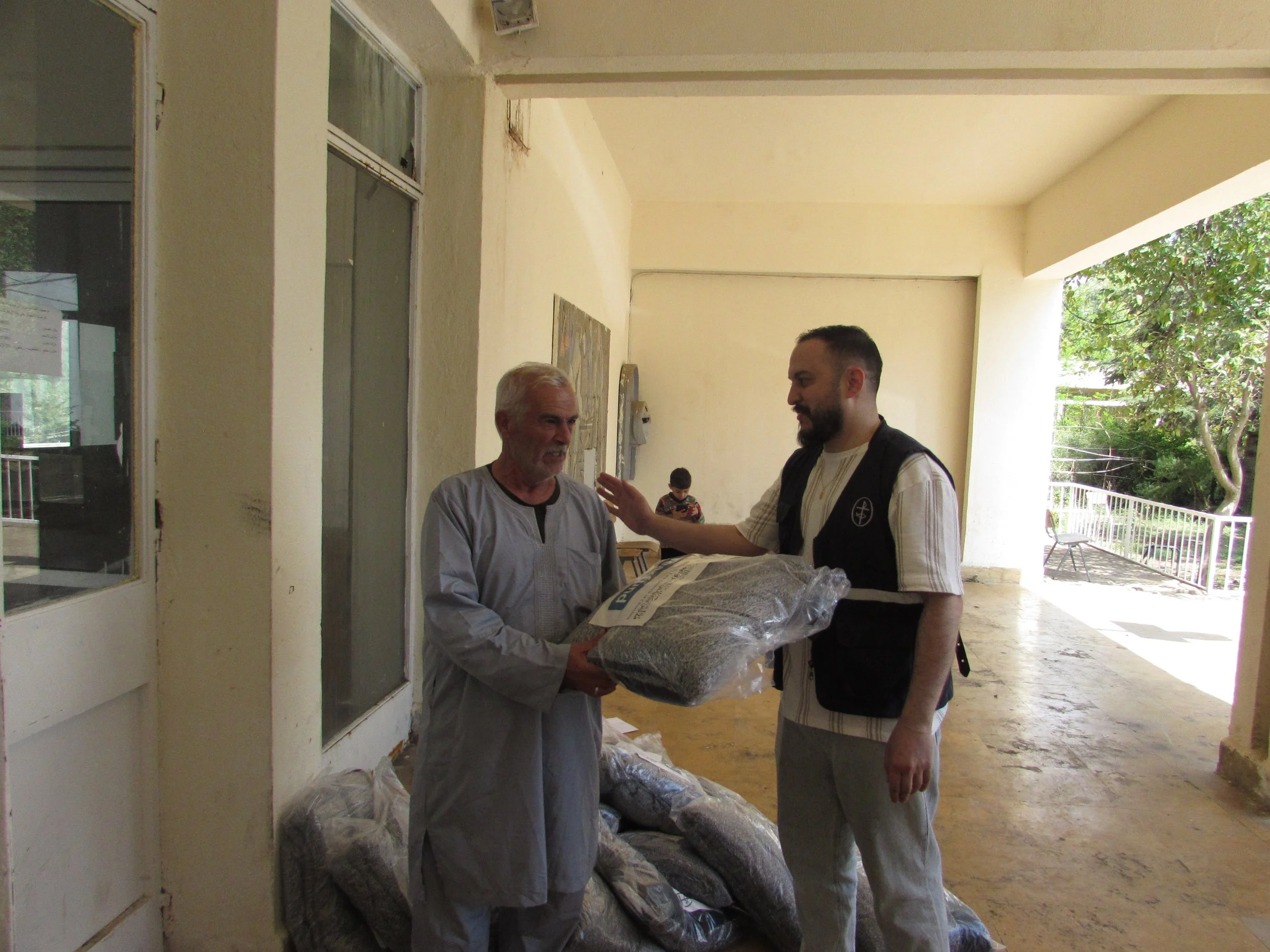 Blankets Distribution - Ajaltoun Shelters (6).JPG