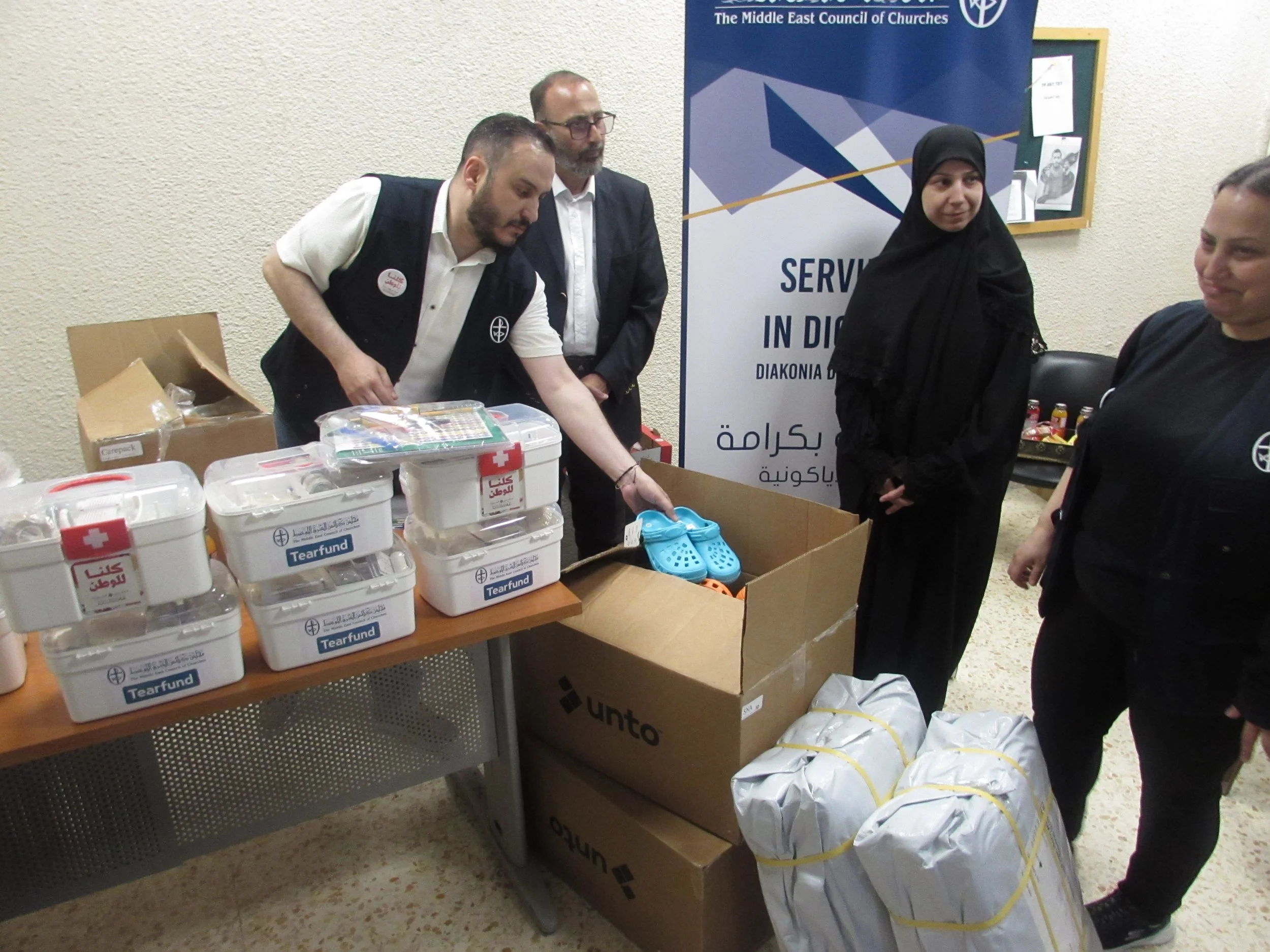 First Aid kits Distribution -  Tearfund-LU  (22).JPG