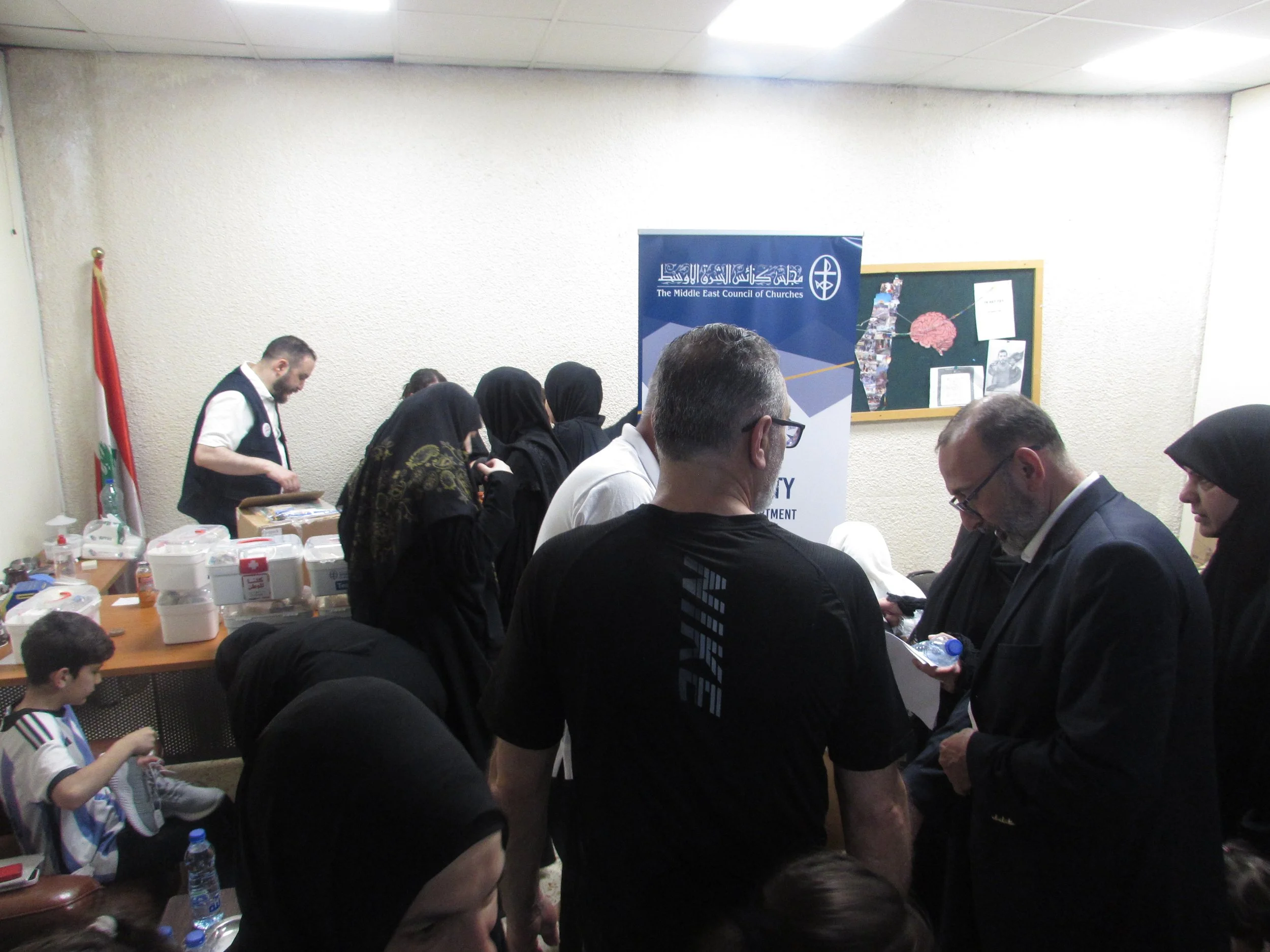 First Aid kits distribution - tearfund- LU (5).JPG