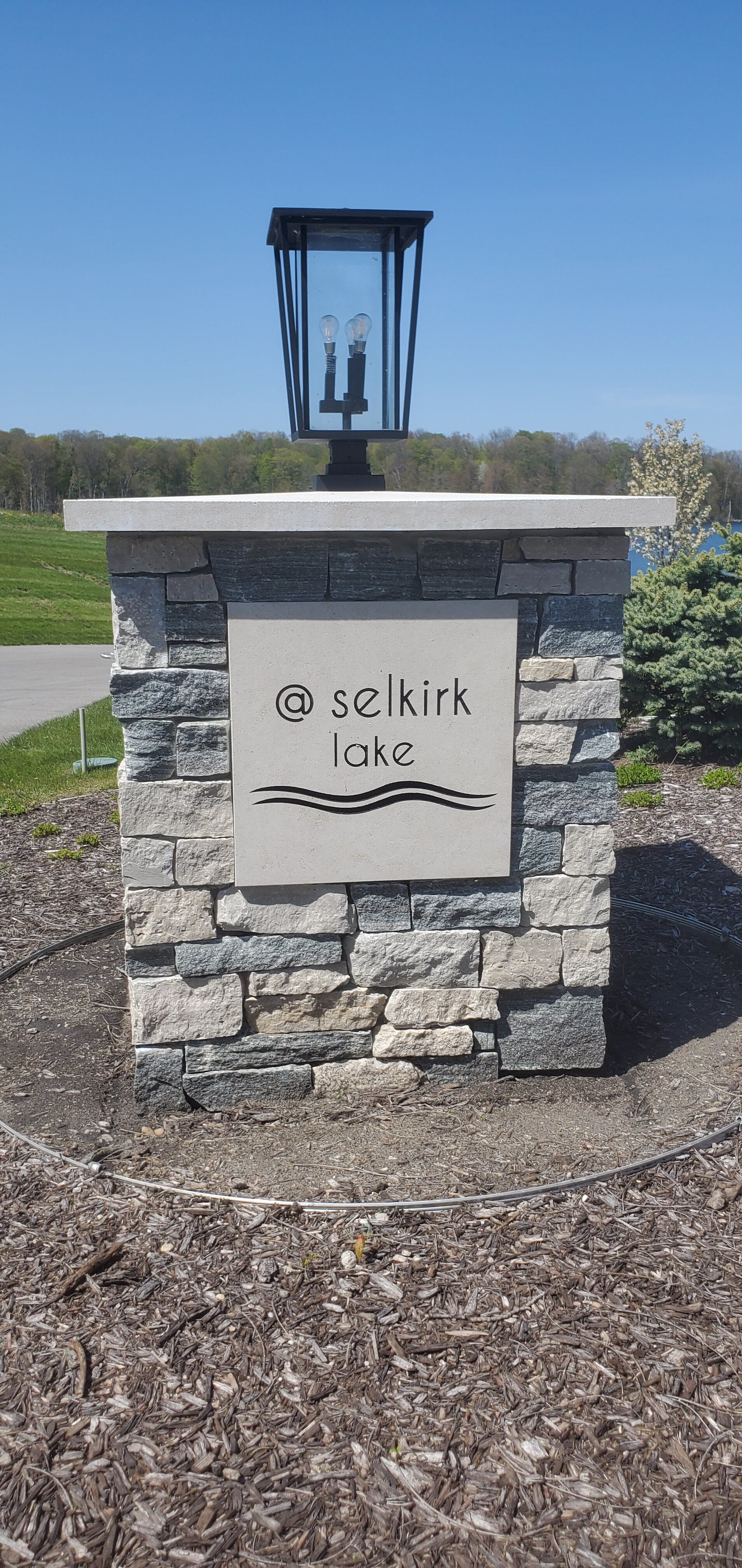 5-14 Selkirk Lake Sign 1.jpg