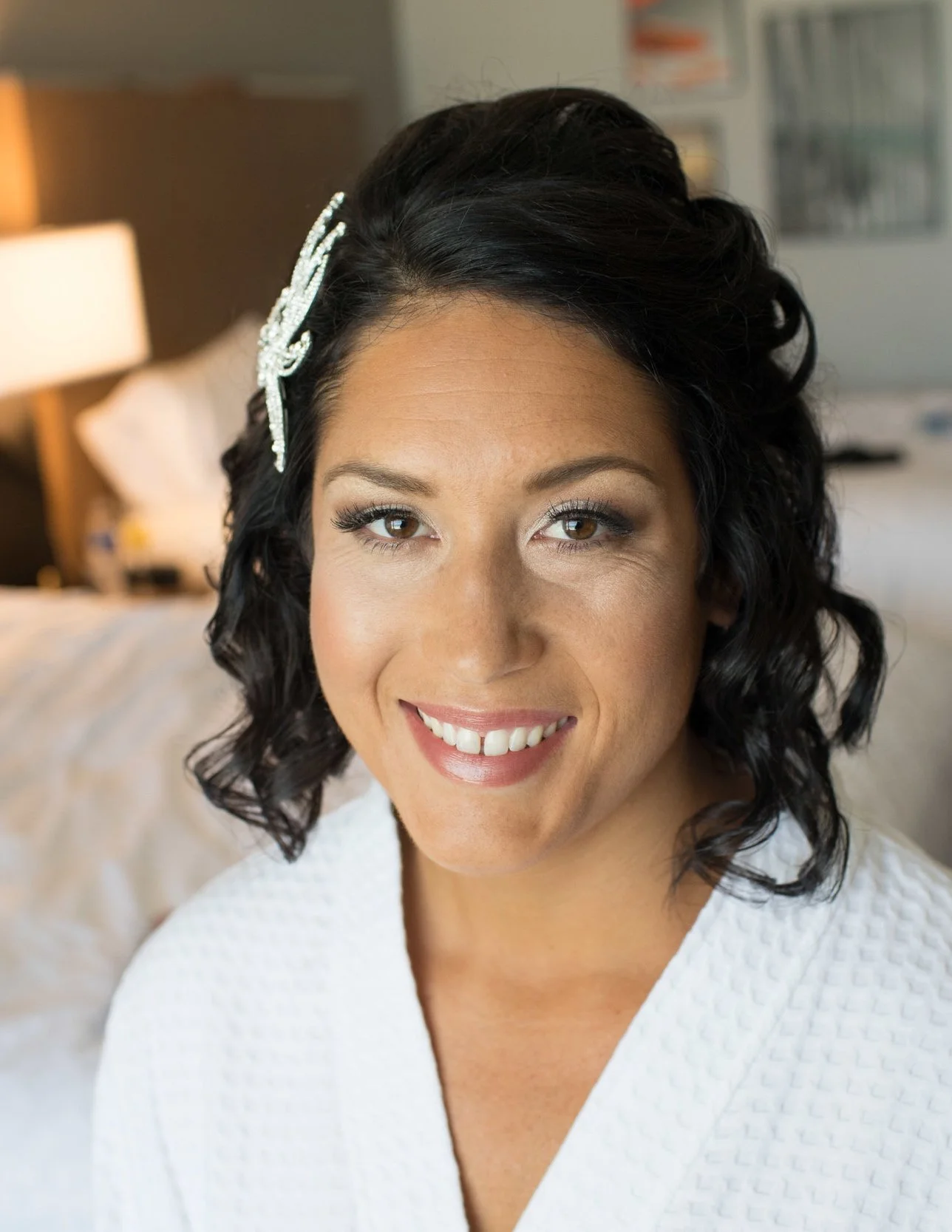 Natural-looking makeup on a brunette bride in Woodlawn Beach, Florida