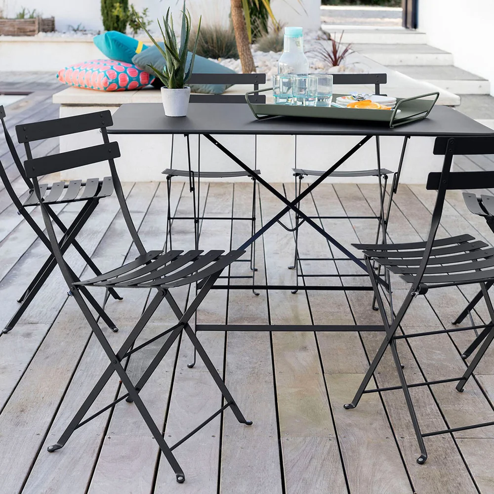Fermob Bistro Outdoor Folding Cafe Table And Chairs Fermob Bistro