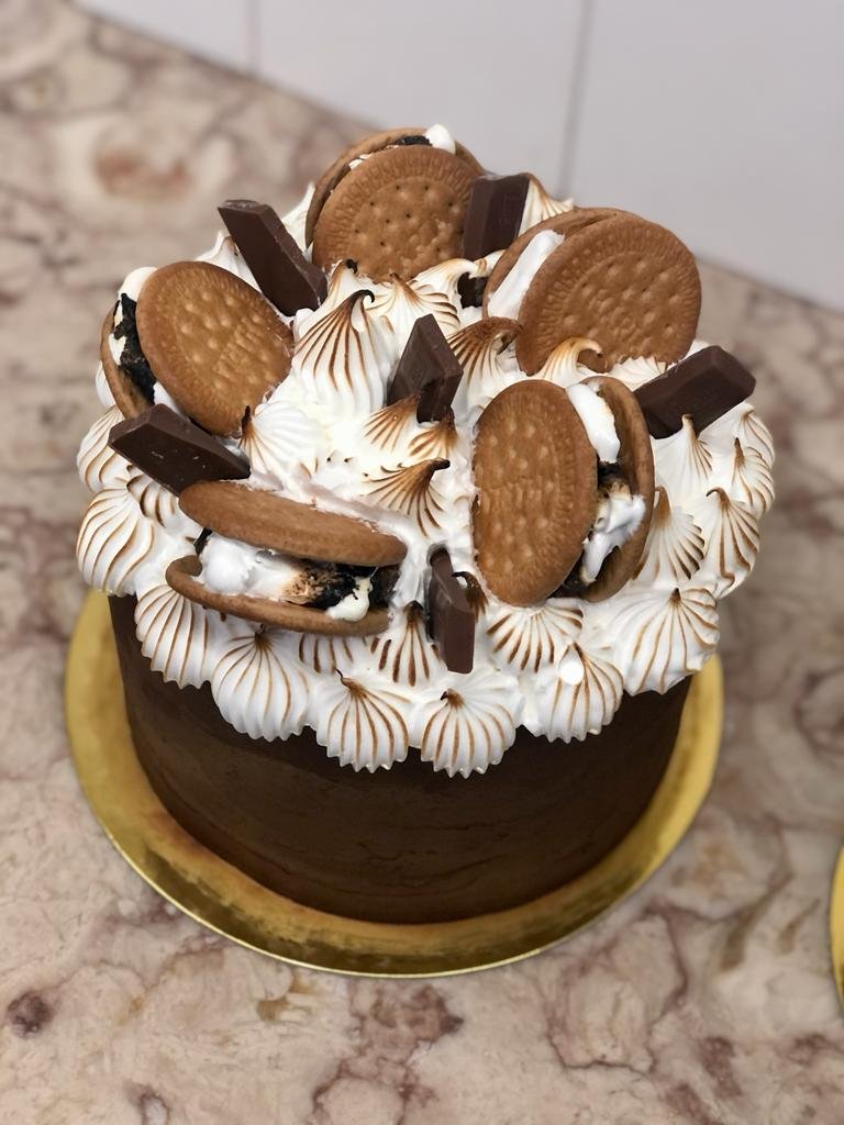 S'mores Cake 01.jpeg