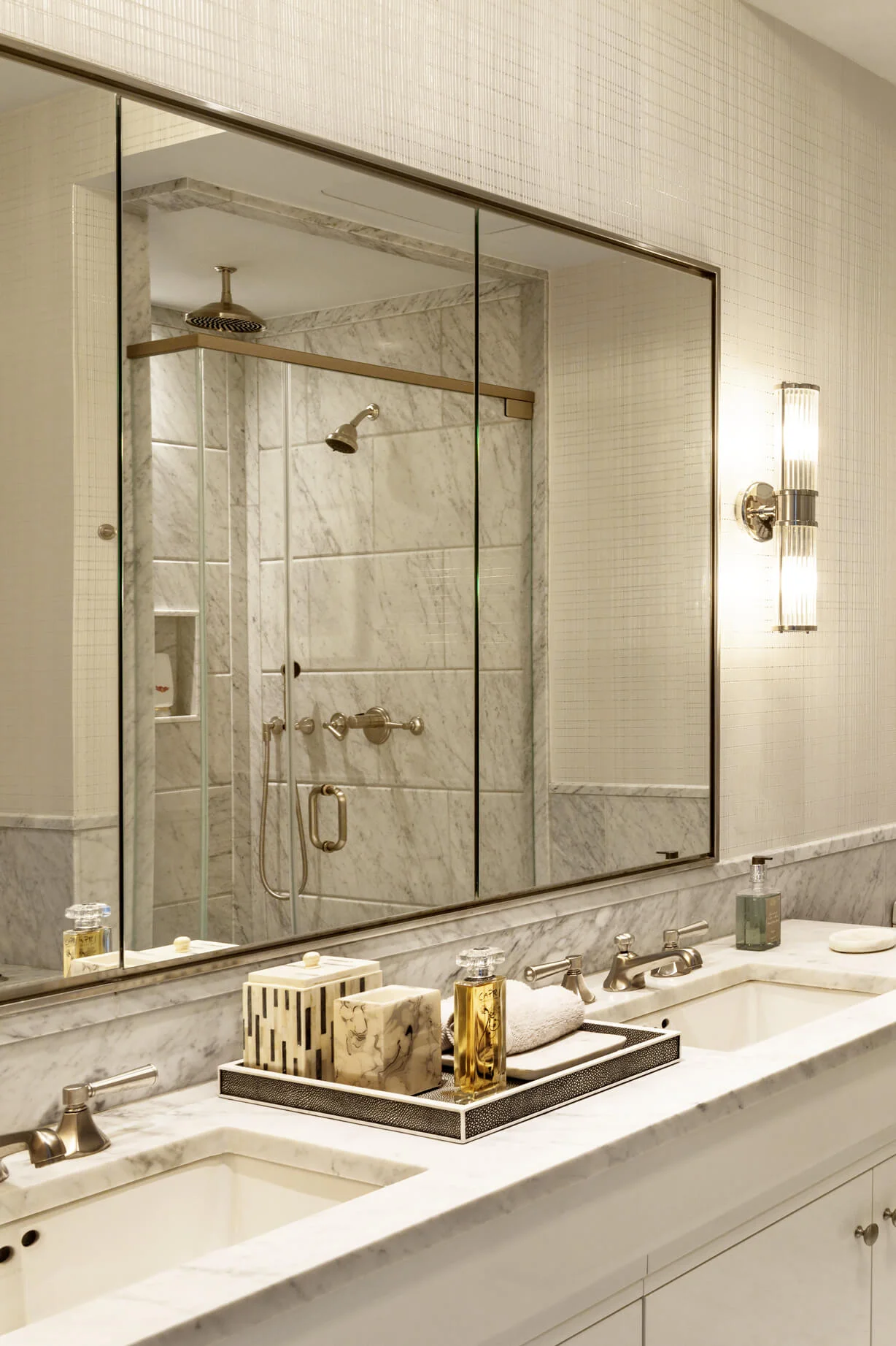 11-David-Scott-Interiors-Madison-Square-Park-Bath.jpg