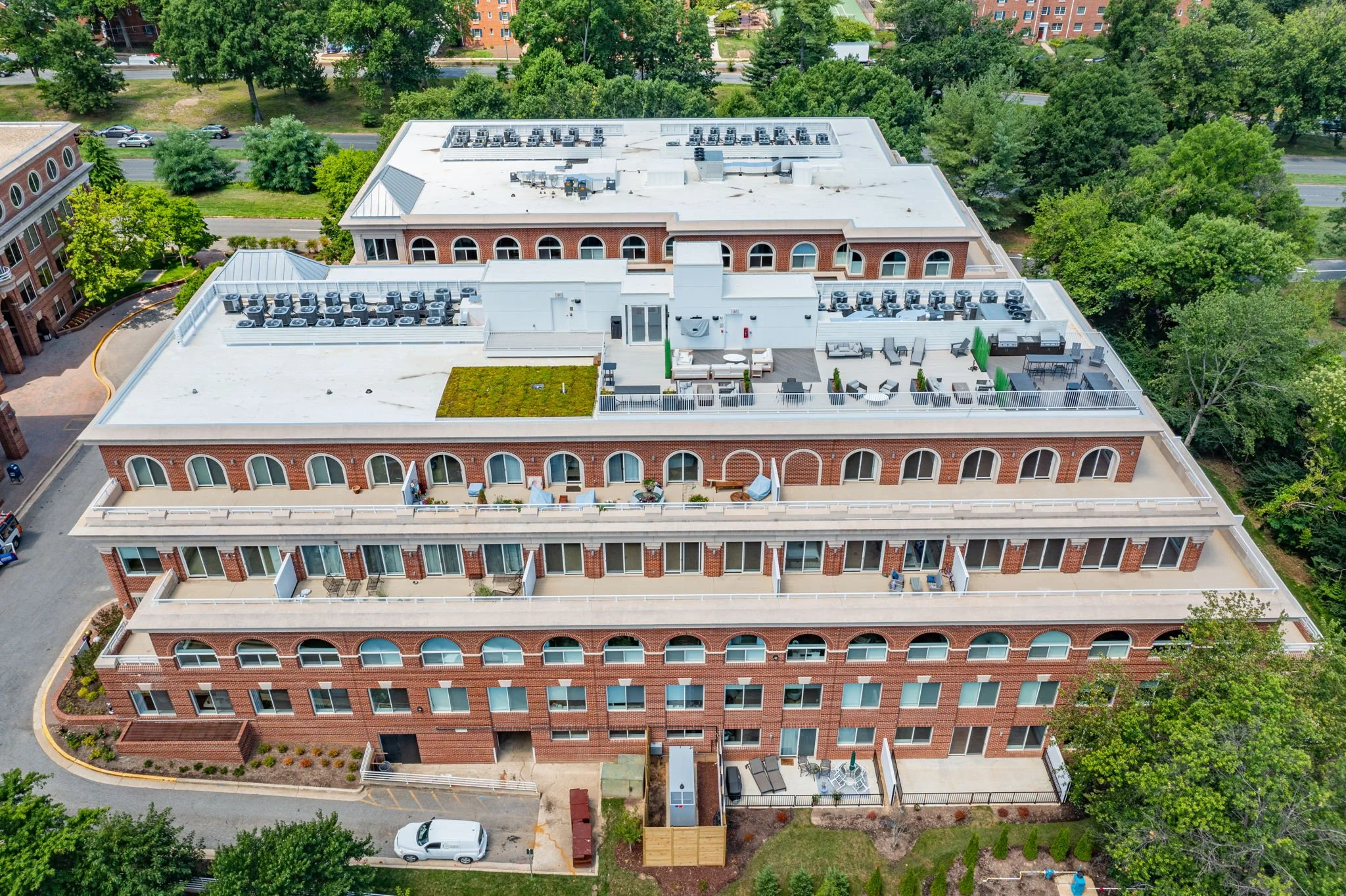 62-web-or-mls-635 Slaters Ln-59-2.jpg