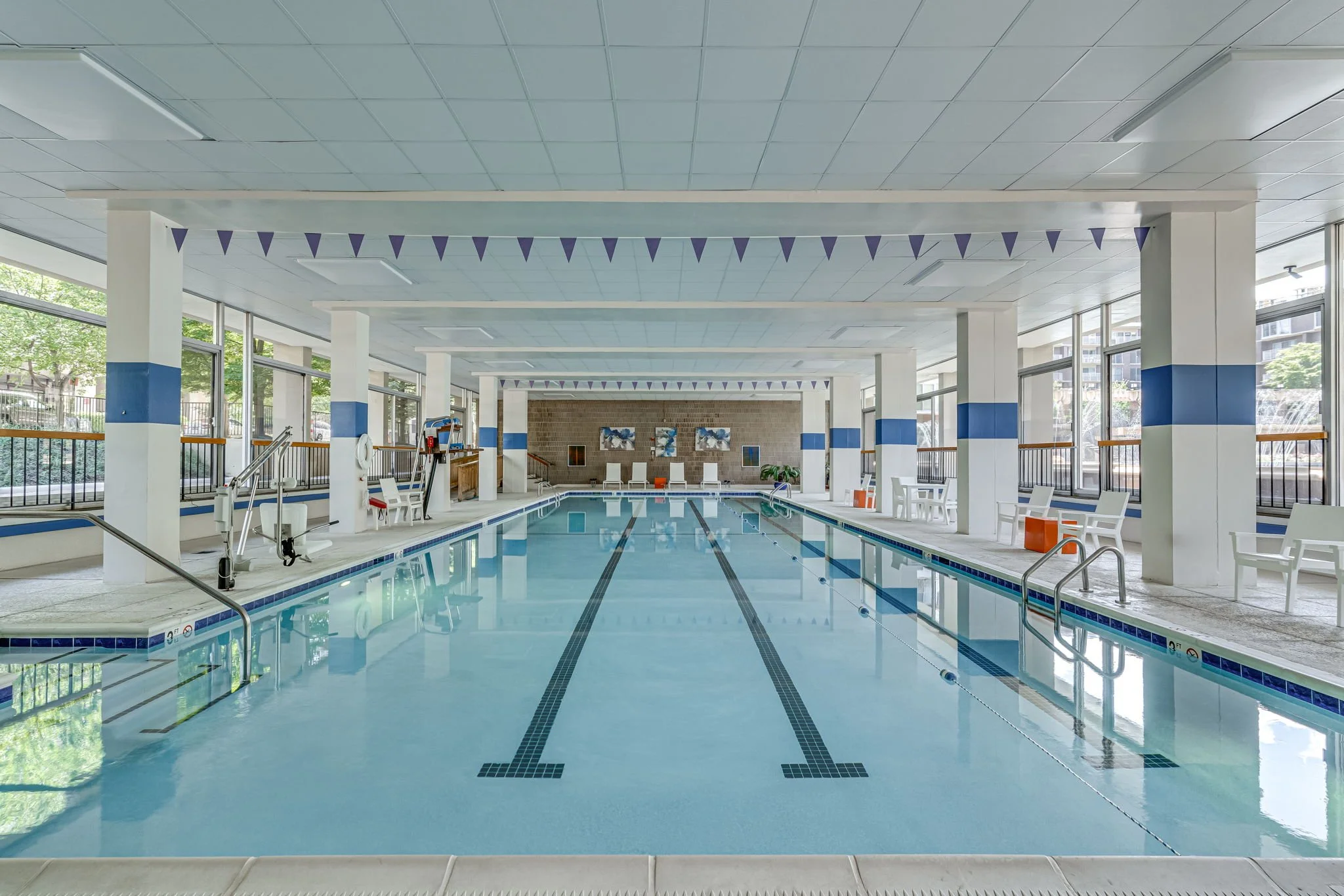 26-web-or-mls-Harbour Square-5.jpg