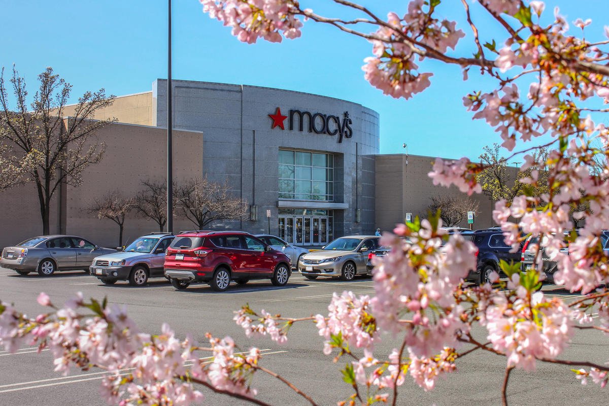 03_Manassas_Mall_Macys.jpg