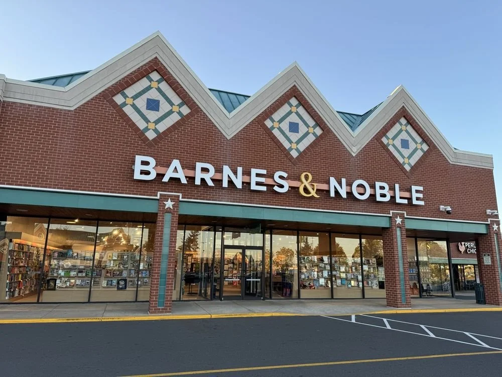 05_Barnes_and_Noble_Bull_Run_Plaza.jpg