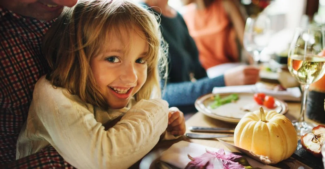 little-girl-hugging-father-thanksgiving-prd3xt4.jpg