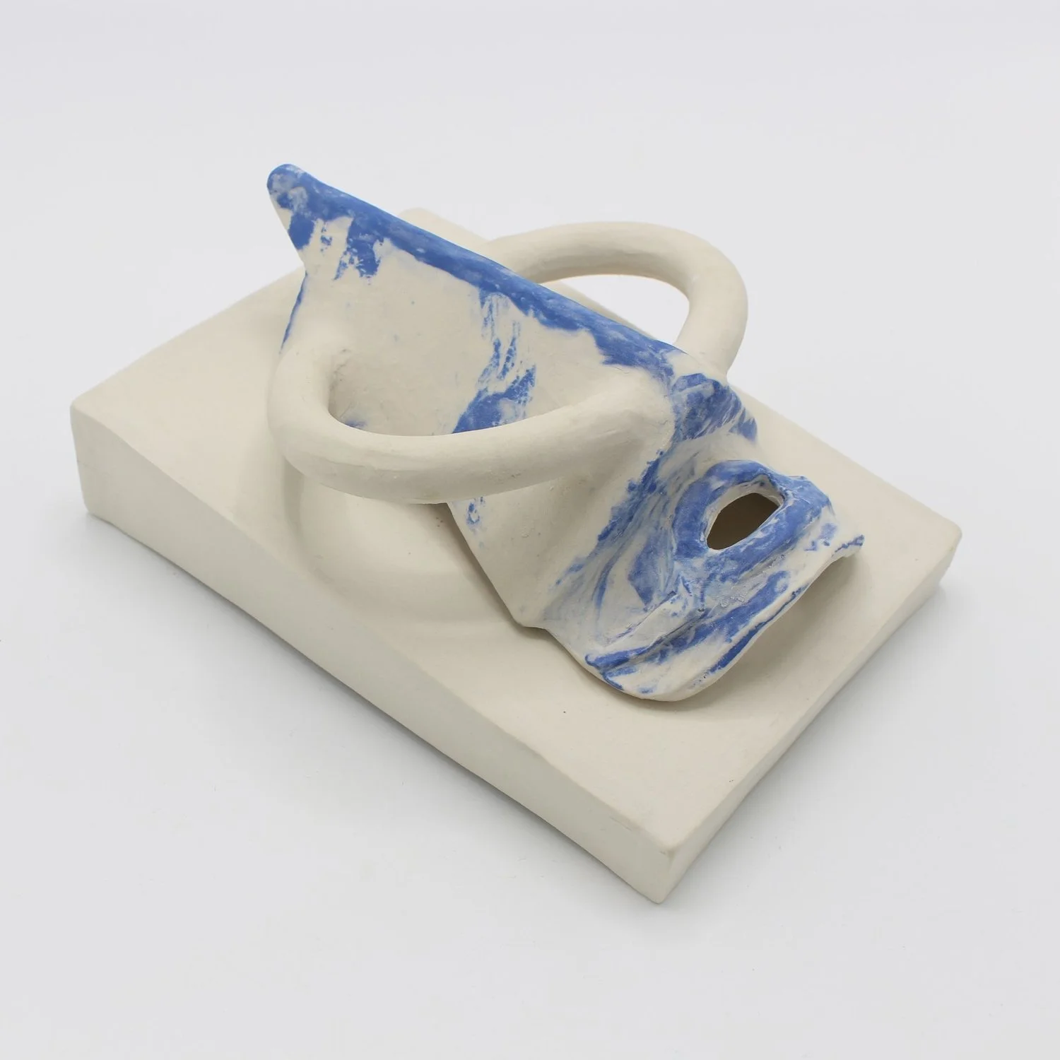 01_Nose+Flute_Ugav_Blue.jpg