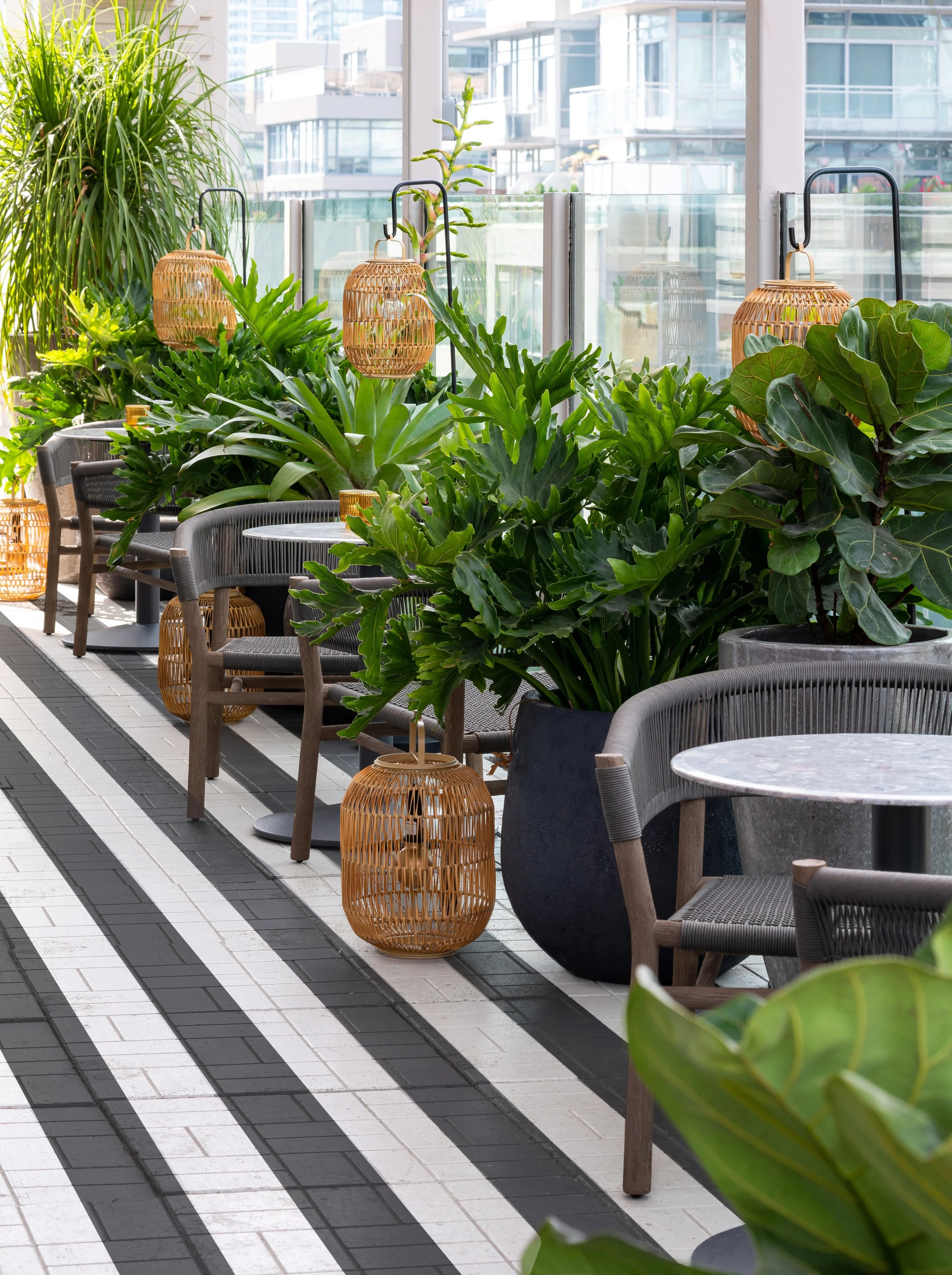 Toronto's Clio Rooftop Lounge Nivek Remas' Design