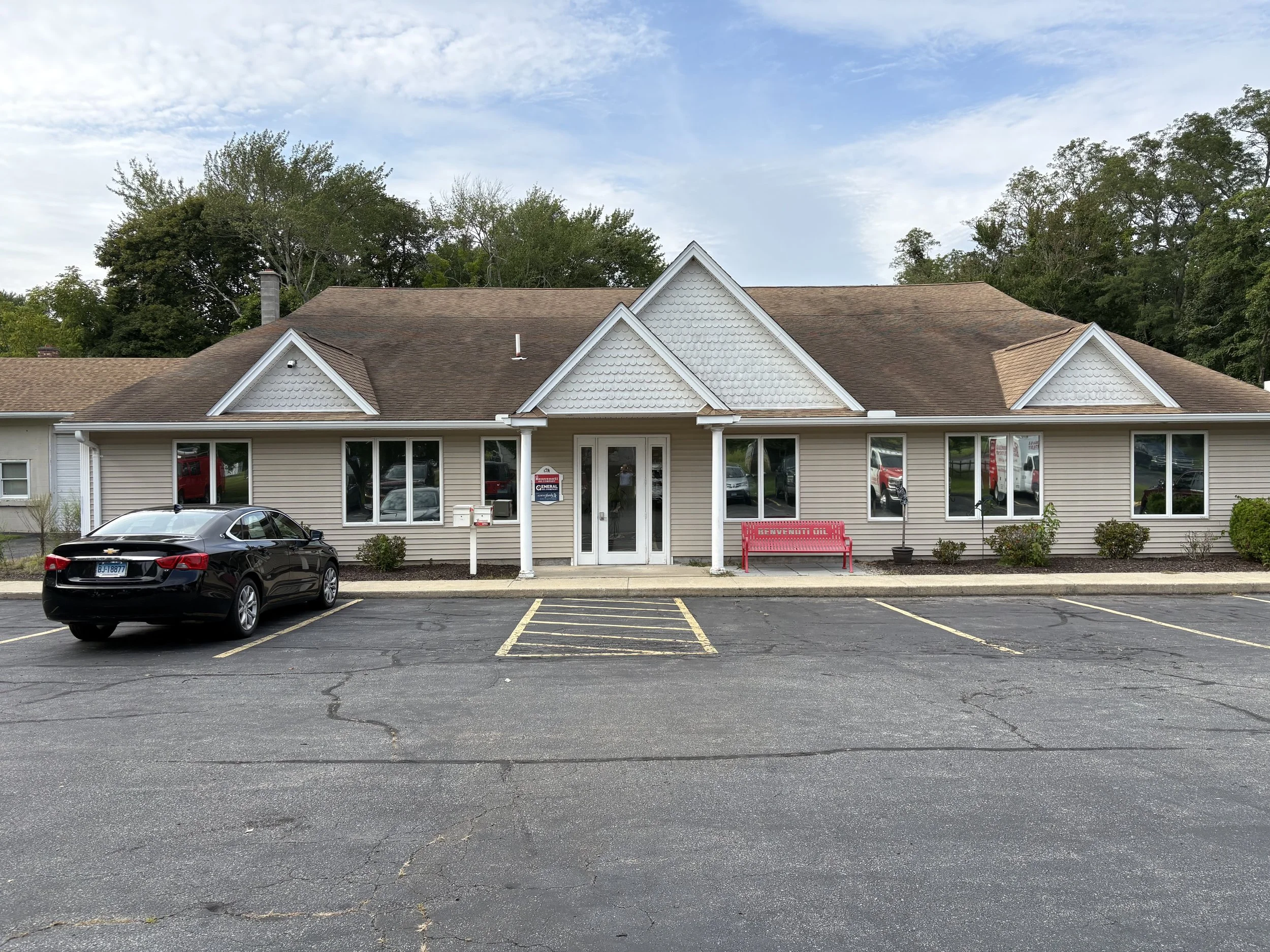 17R Boston Post Rd., Waterford, CT