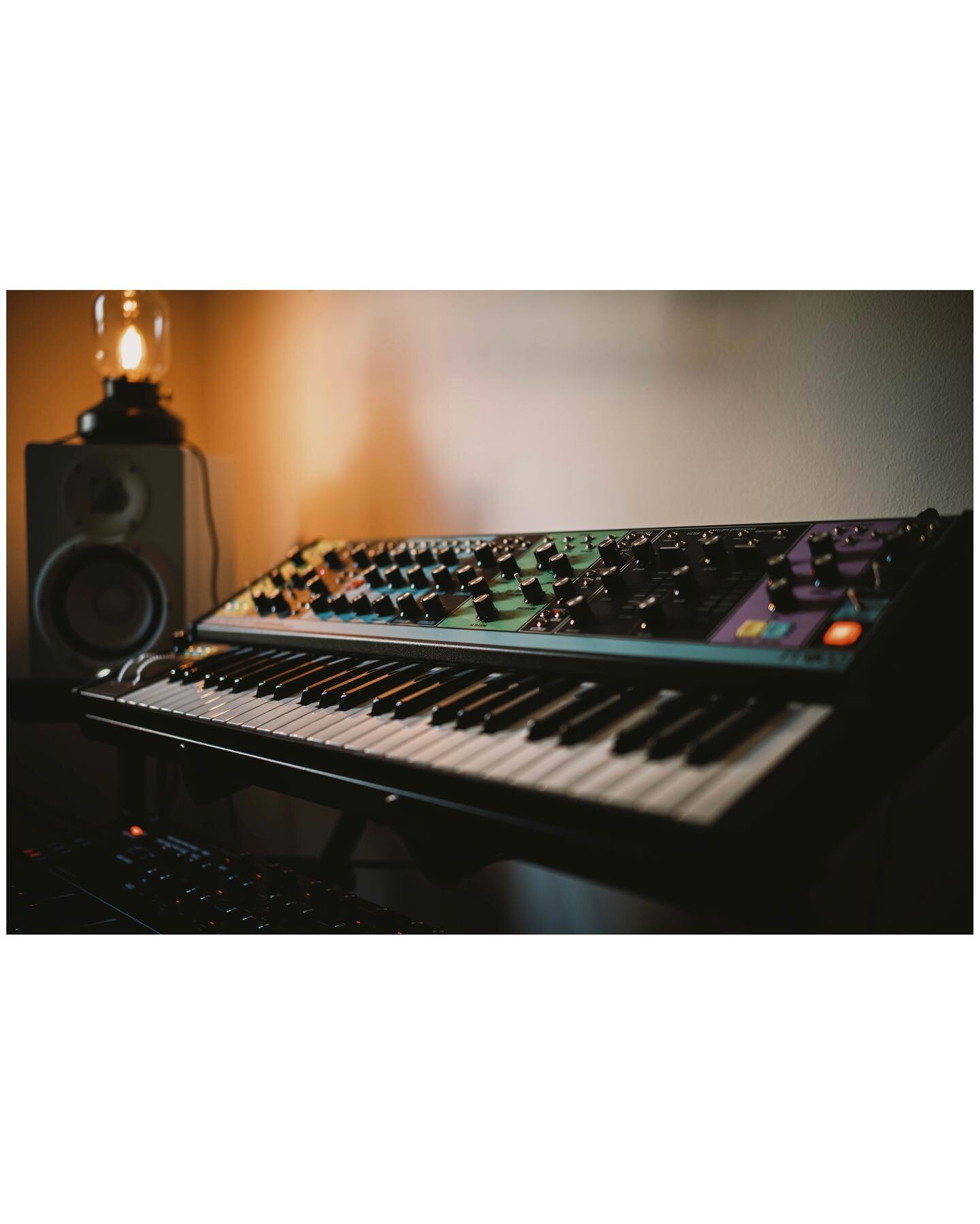 So unfortunately, the Moog Grandmother died on me. However. When I took it back for a replacement unit I was able to upgrade with a generous discount thanks to @perfect_circuit. So, this is the story of how the Matriarch took the Grandmother&rsquo;s 