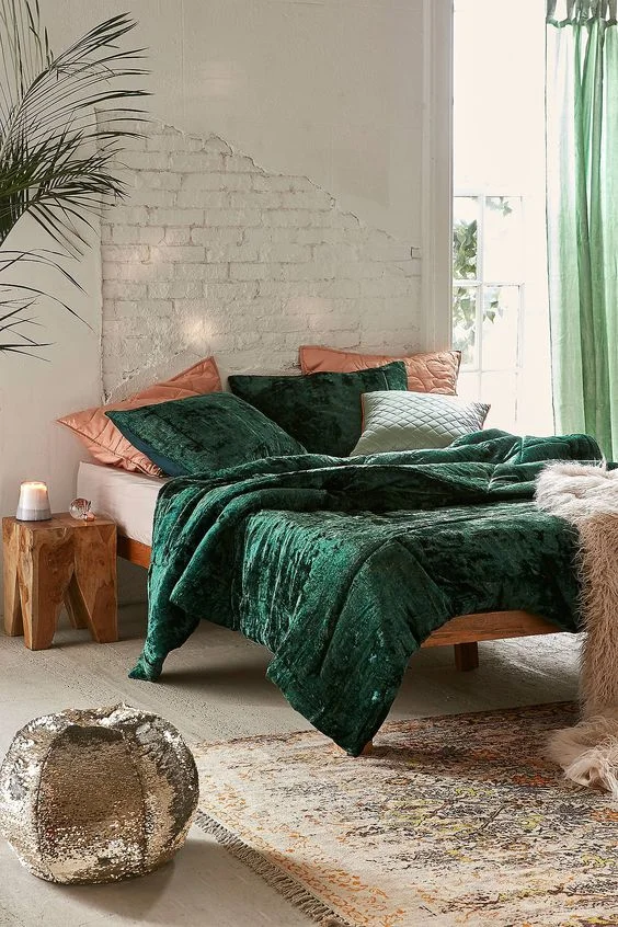 Popping Out On Pinterest This Week: Crushing on Crushed Velvets