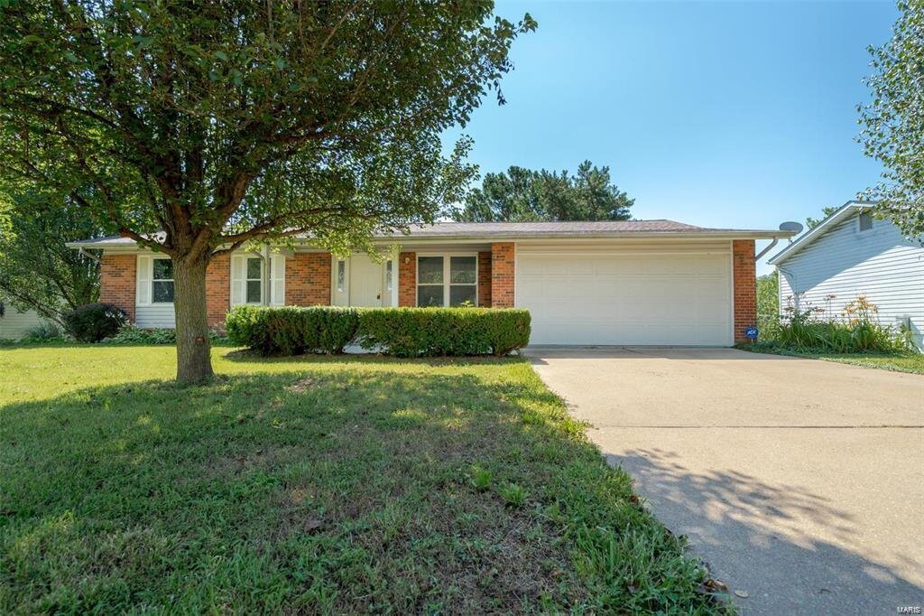 Sold For $2,42500 in Fenton