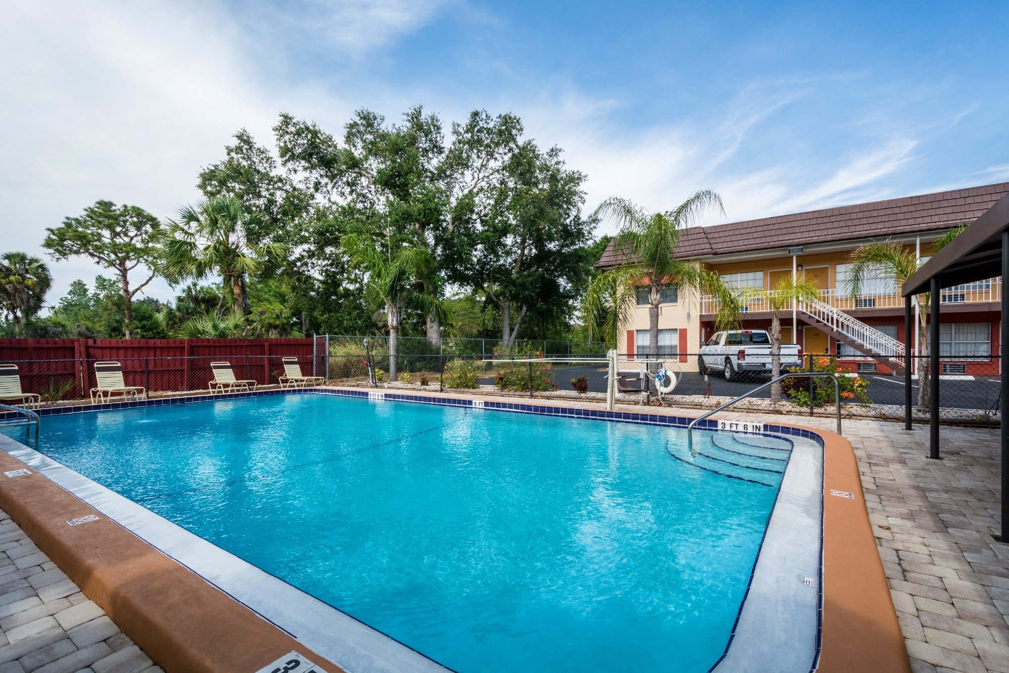 out-door-guest-pool.jpeg
