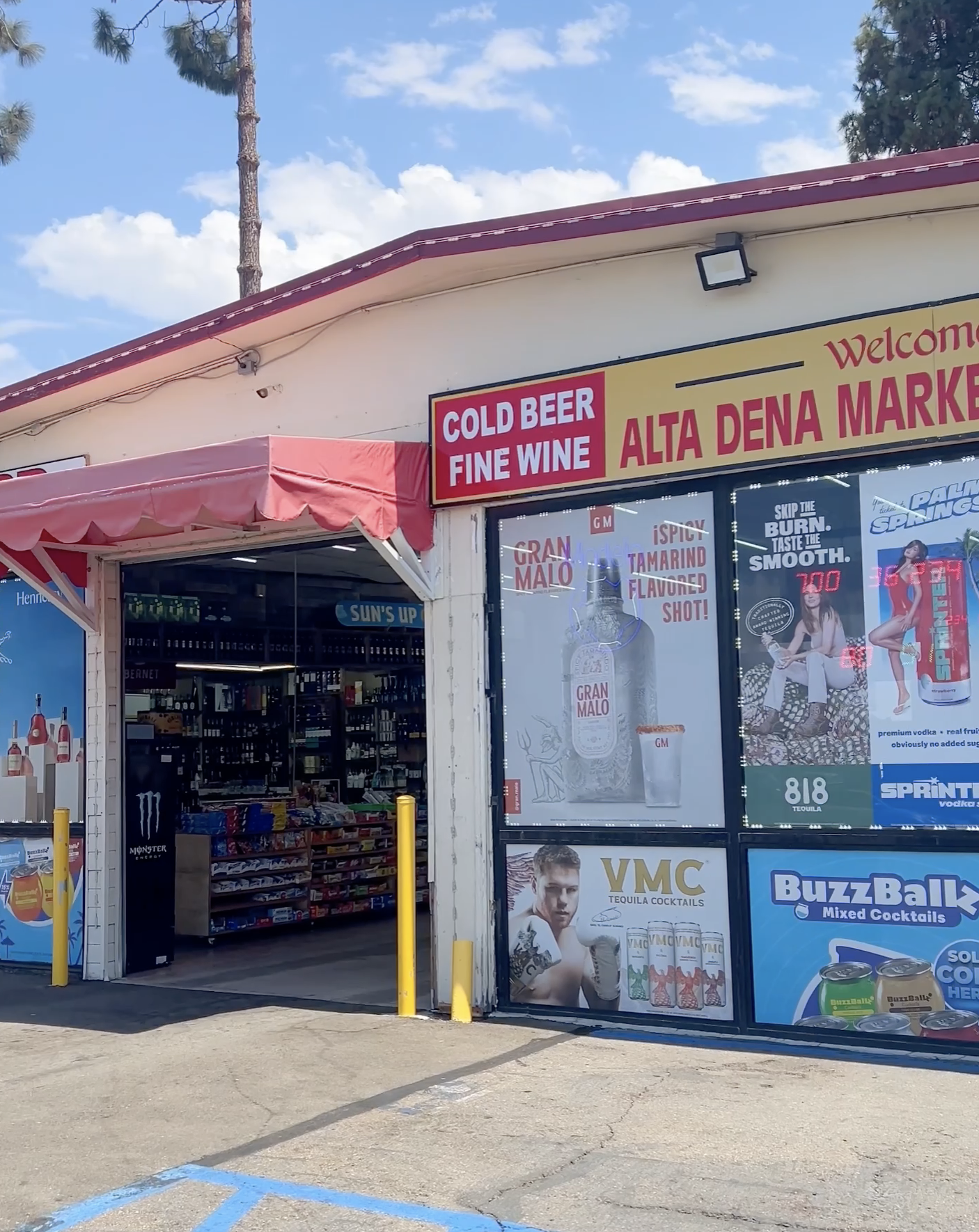 Alta Dena Drive-In Market