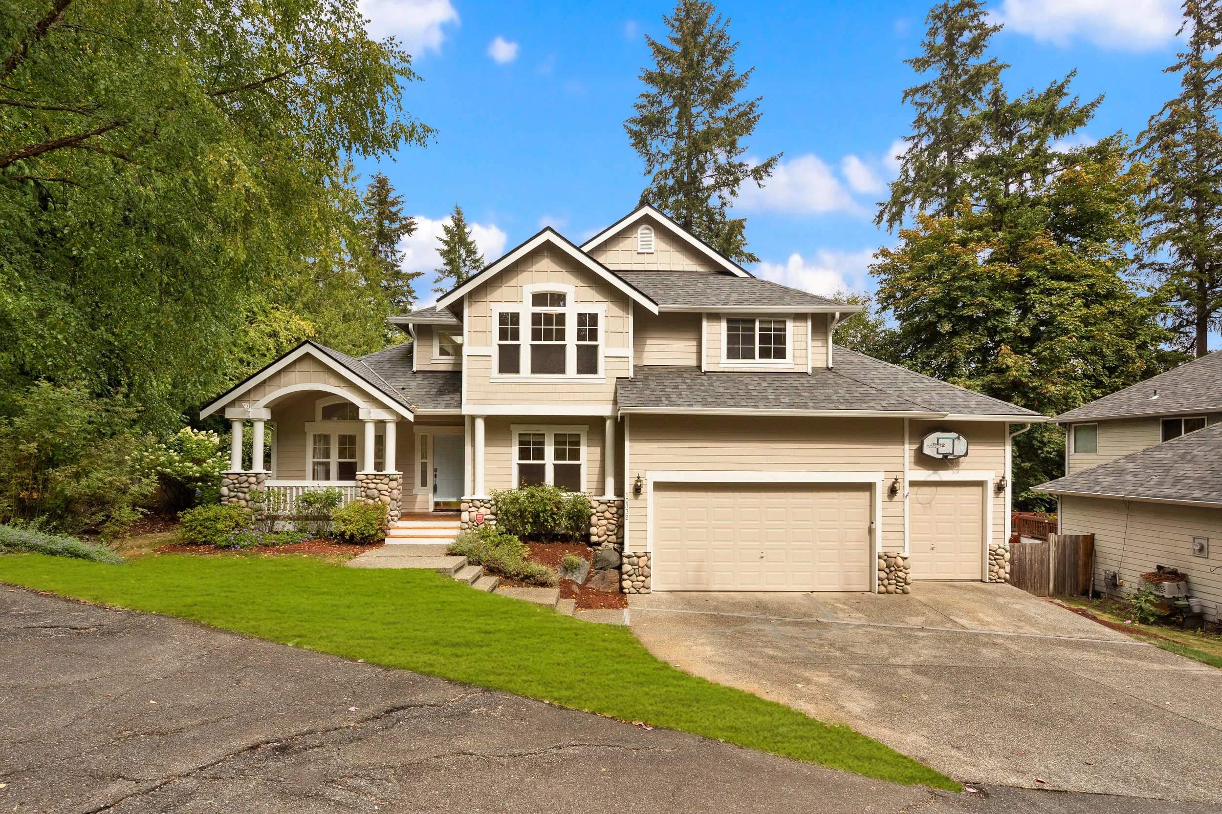 10332 186th Ct NE