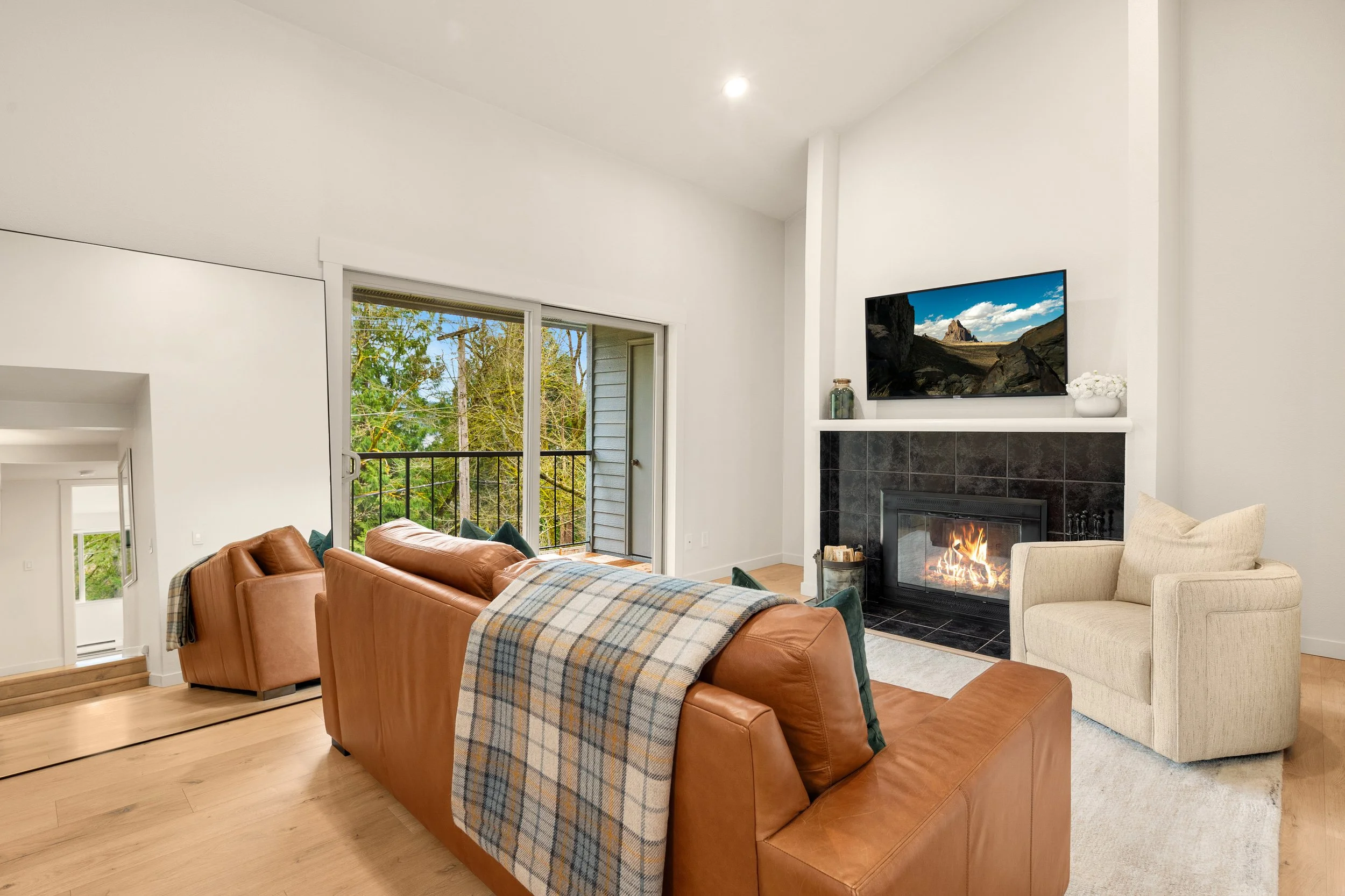 4707 W Lake Sammamish Pkwy D304