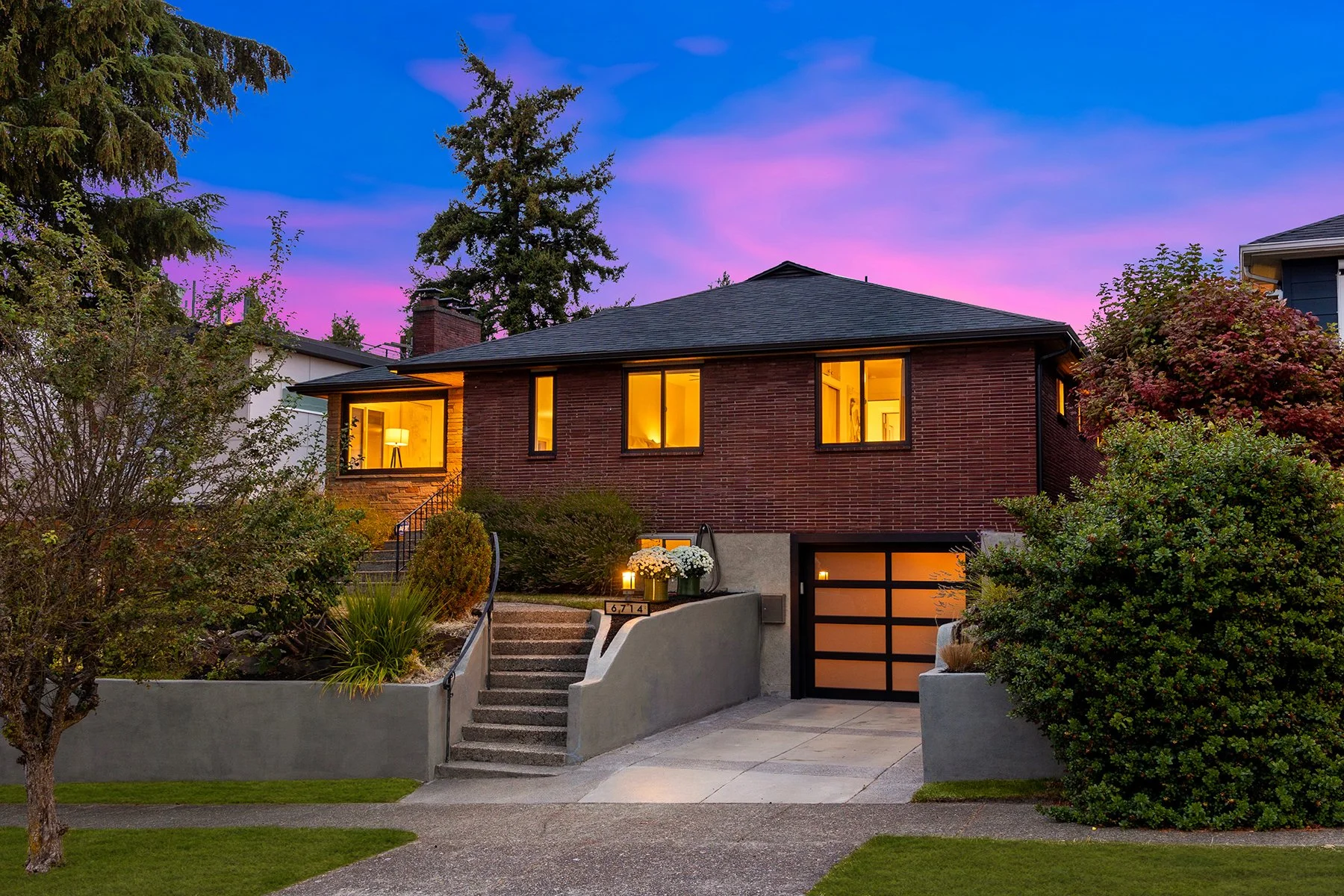6721 36th Ave SW