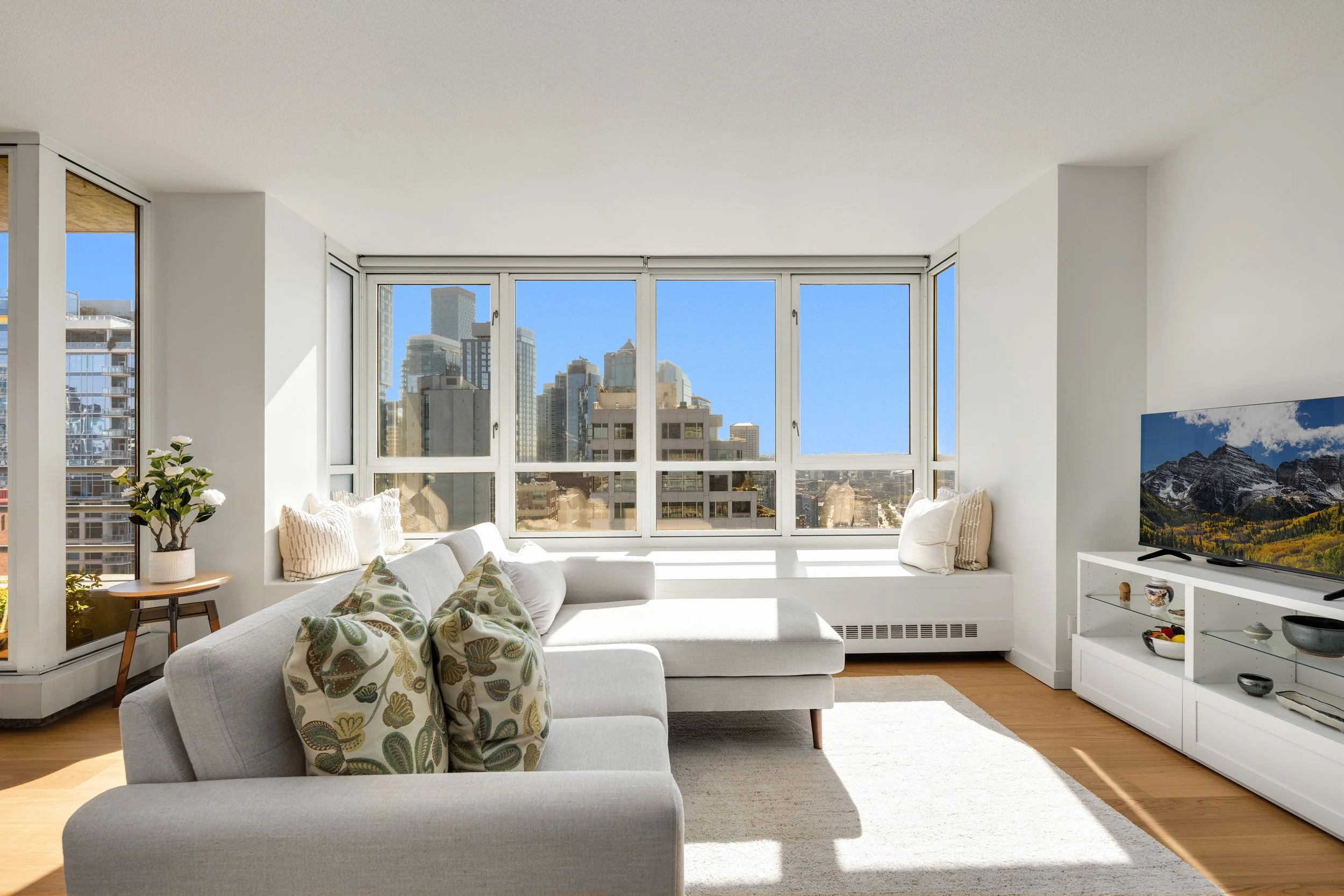 2125 First Ave #2304